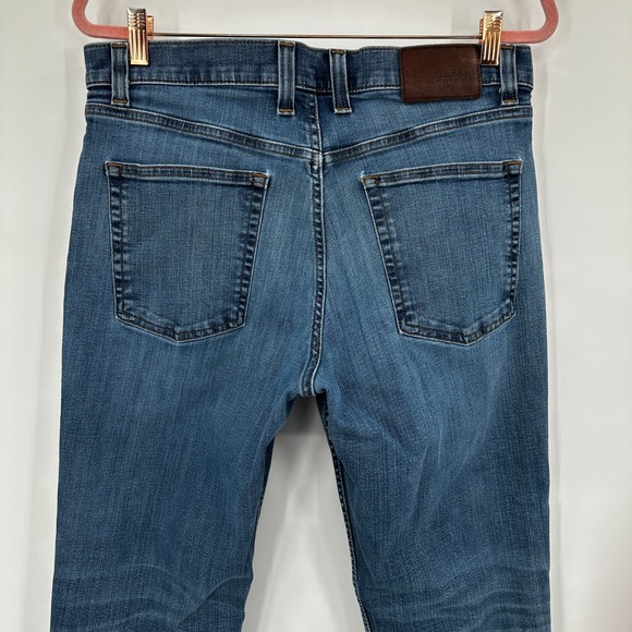 LL Bean Men Jeans 34x29 Blue Denim Straight Leg Casual Work Pants - Picture 8 of 13